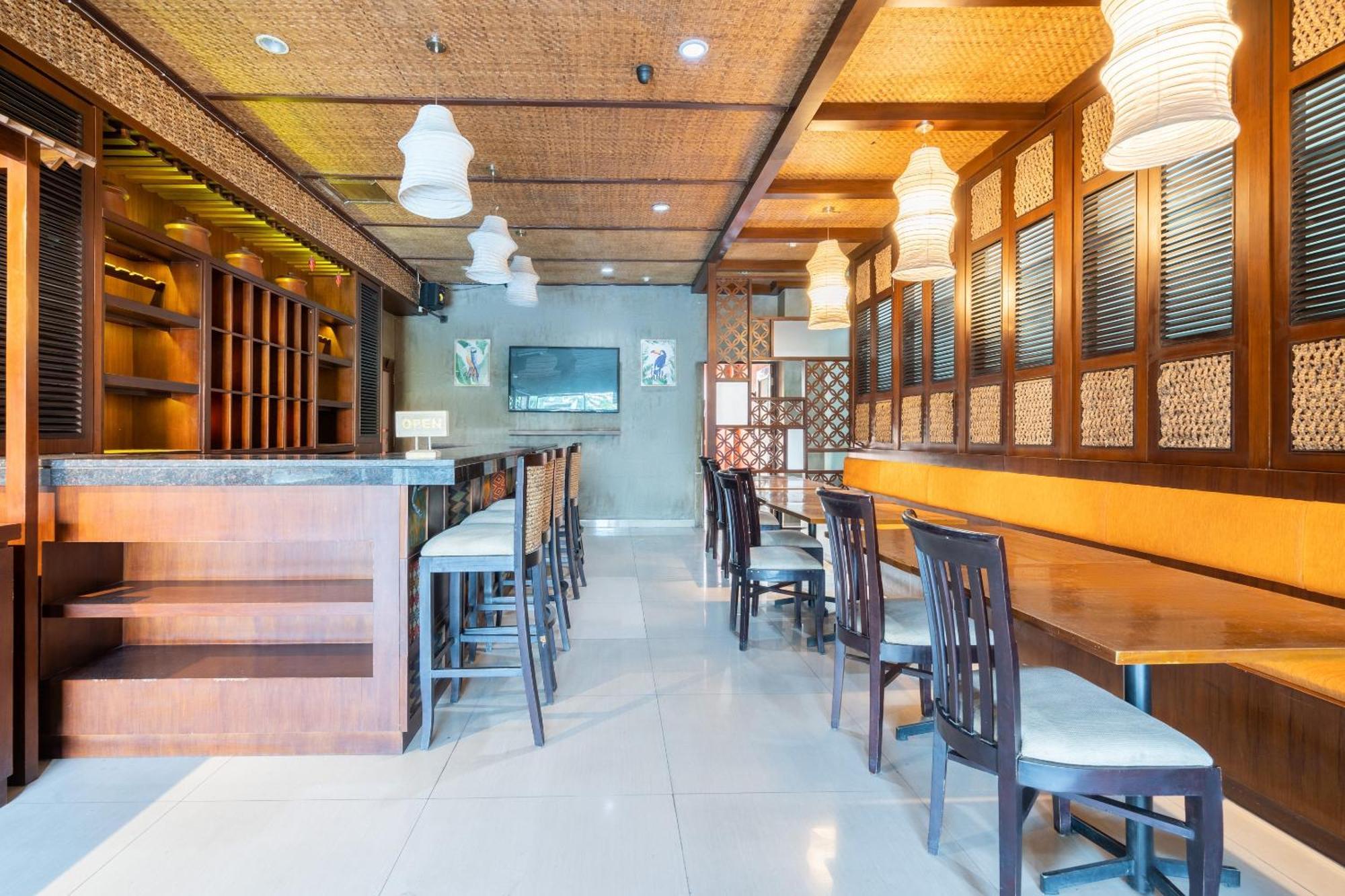 Super Oyo Flagship 91863 Metro House